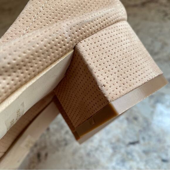 Jeffrey Campbell Bitsie Taupe Leather Perforated Block Heels Size 7 - Picture 13 of 13